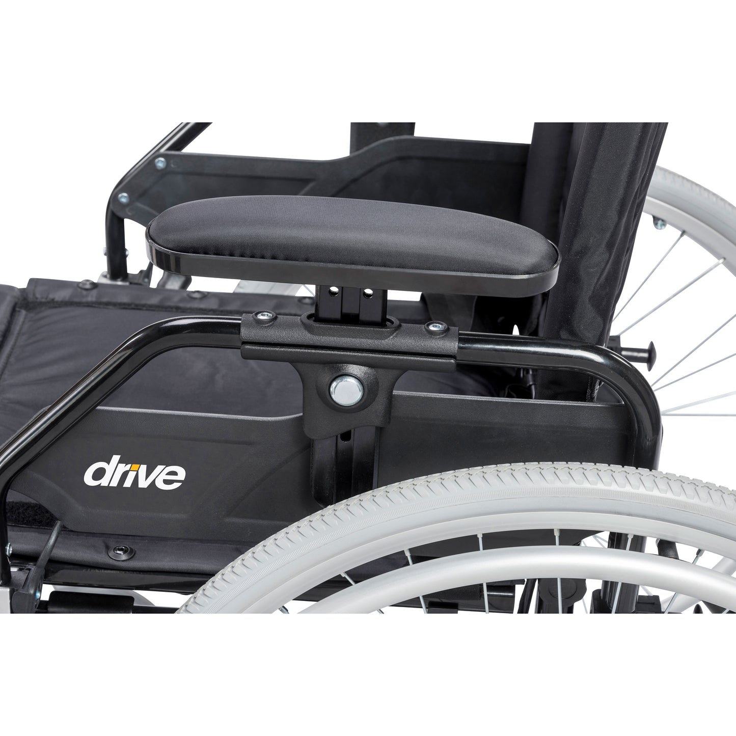 Drive Medical K516FBADDA-SF Lynx Ultra Lightweight Wheelchair, Swing away Footrests, 16" Seat