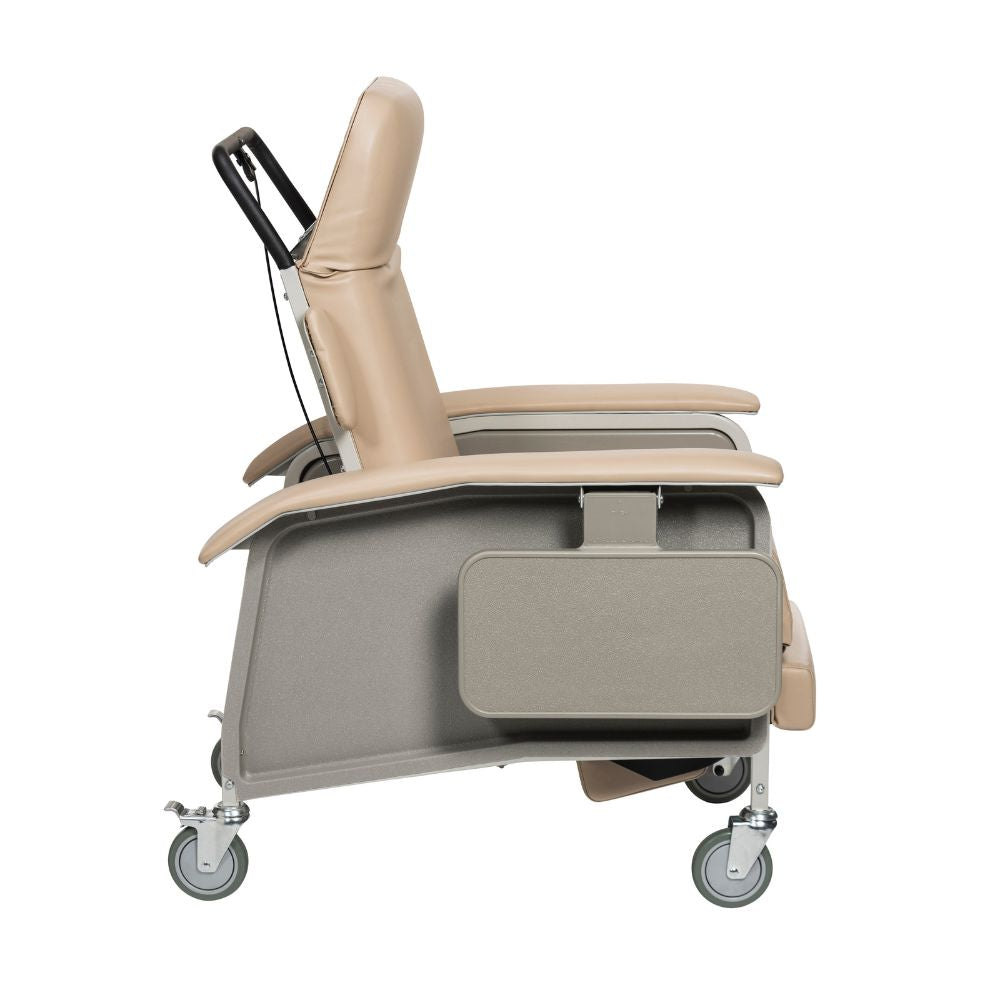 Healthcare Geri Chair Recliner With Adjustable Backrest